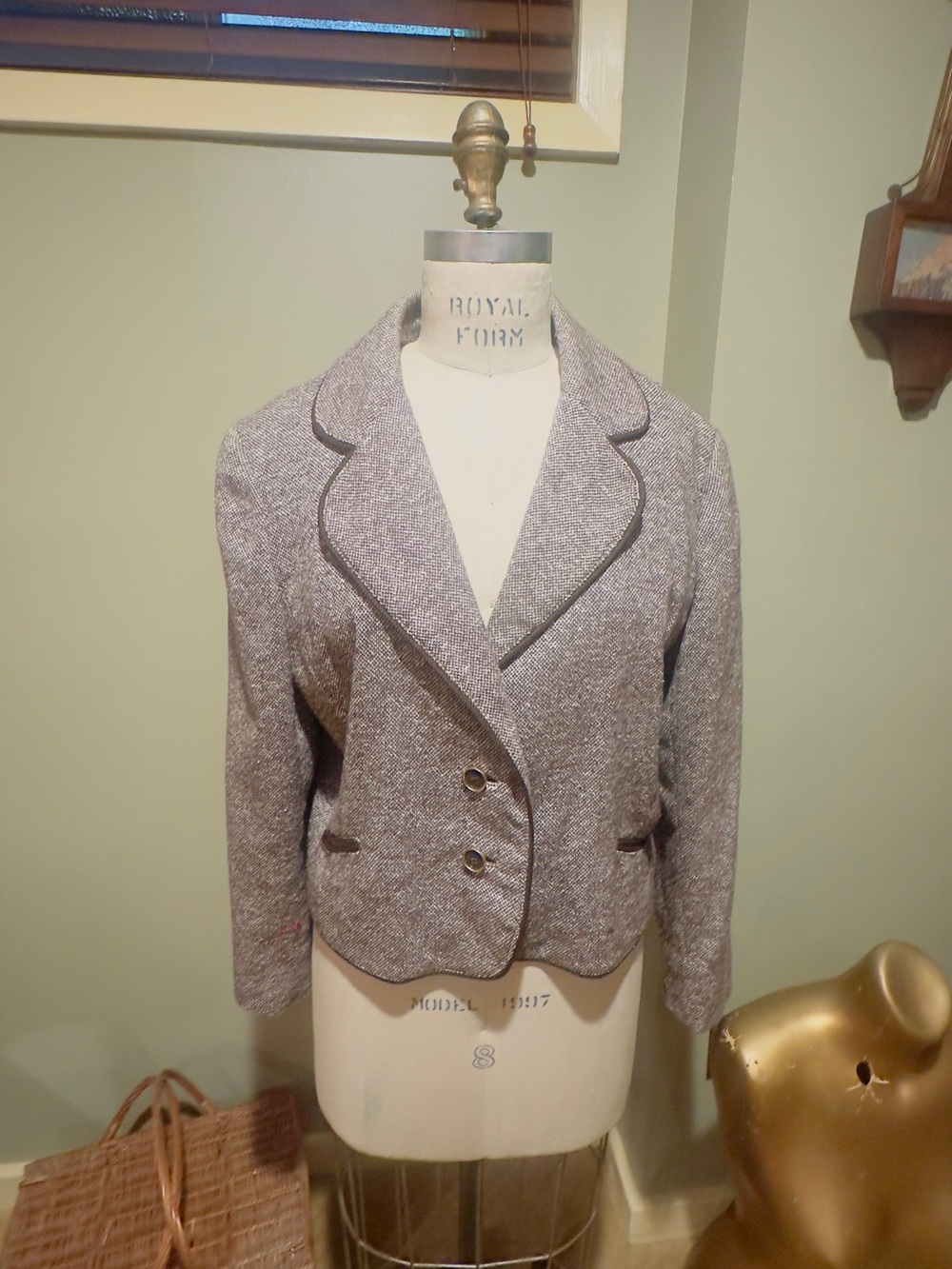 CustomCasual - Vintage Women's Tweed Blazer Jacket in Brown - Classic Tailored